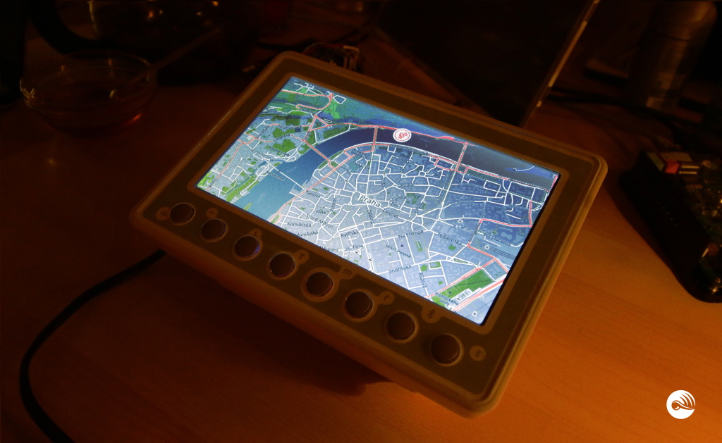 The map on the screen. Electornic Tour Guide for touristic mini-vehicles equipped with a screen and multi-casting Bluetooth
